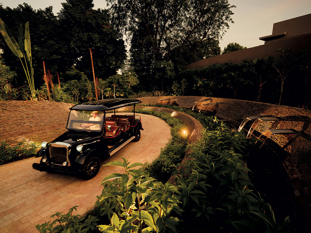  GOLDEN FAMILY GETAWAYS